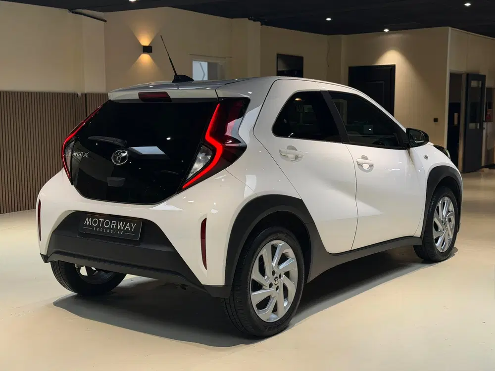 Toyota Aygo X 1.0 VVT-i MT Playi uit 2025, foto 8