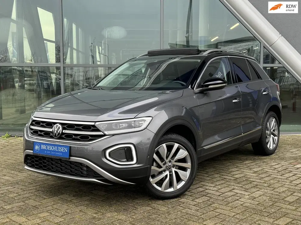 Volkswagen T-Roc 1.5 TSI 150pk Automaat uit 2024