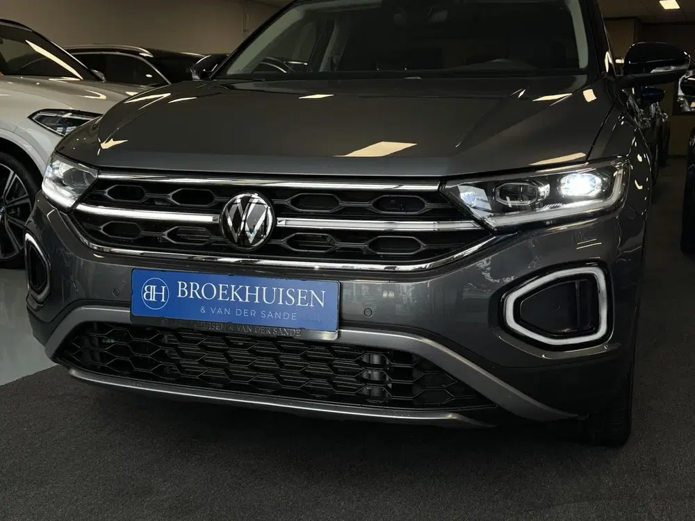 Volkswagen T-Roc 1.5 TSI 150pk Automaat uit 2024, foto 14