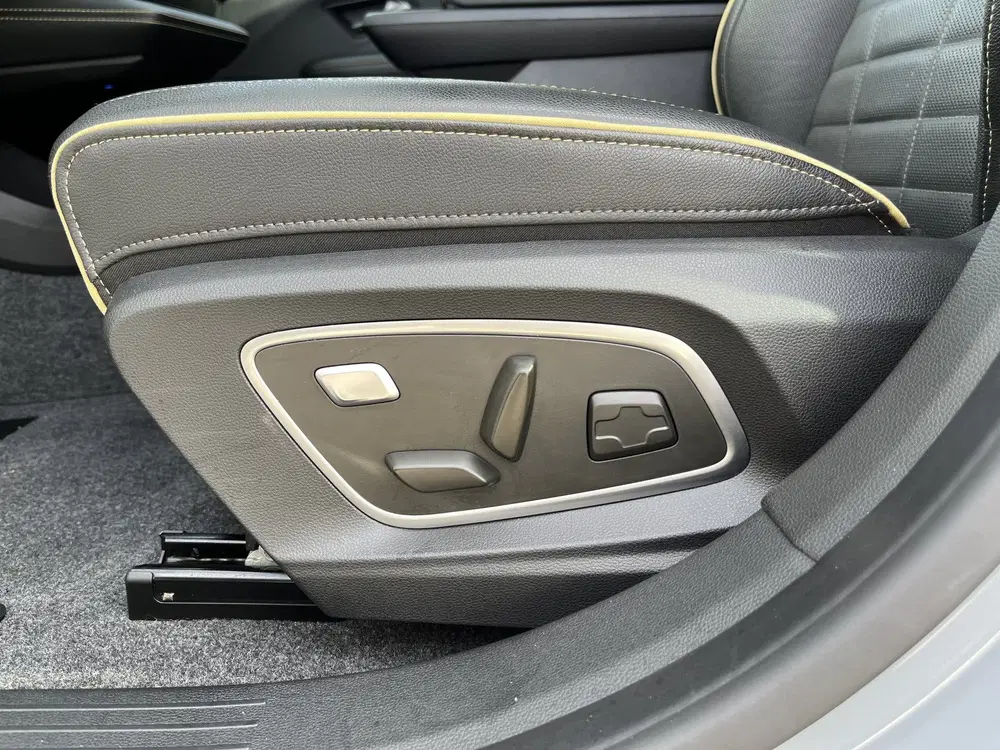 Renault Megane Mégane E-Tech EV60 Optimum Charge Iconic 2 uit 2024, foto 12