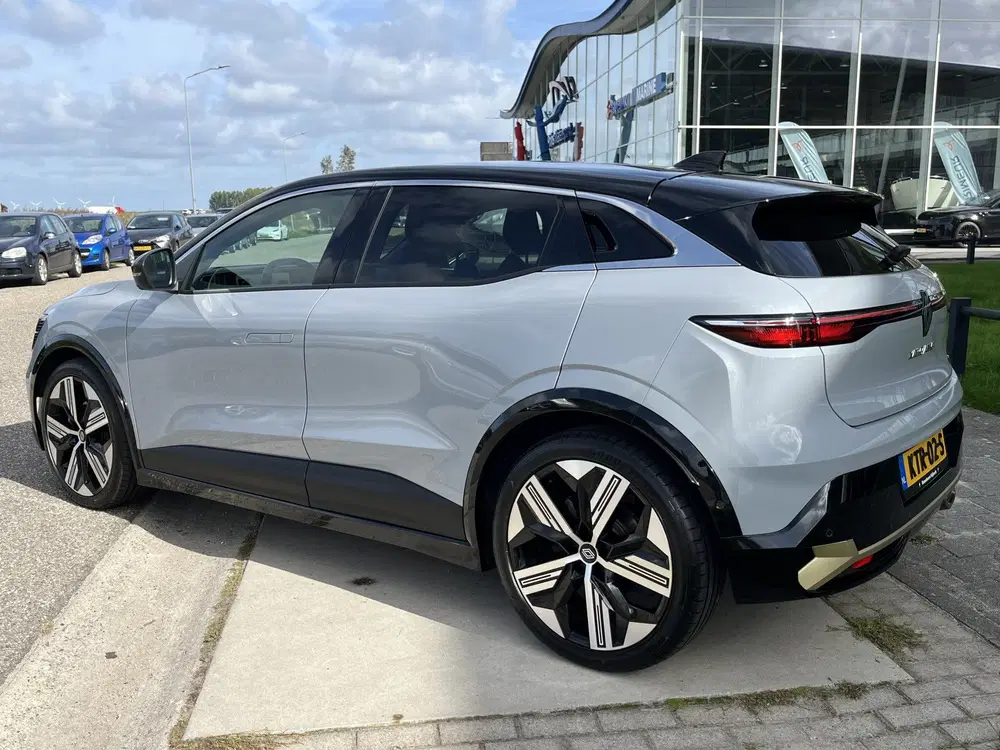 Renault Megane Mégane E-Tech EV60 Optimum Charge Iconic 2 uit 2024, foto 6