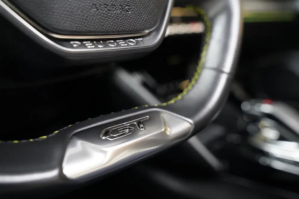 Peugeot 2008 1.2 PureTech GT LINE 360 CAMERA SFEER LEER uit 2019, foto 15