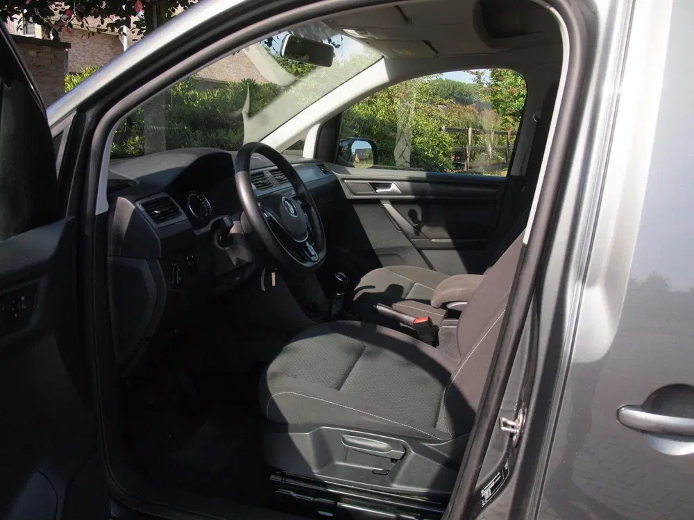Volkswagen Caddy 1.0 TSI Trendline 7p 7-Persoons uit 2019, foto 3