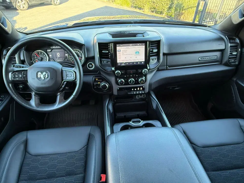 Ram 1500 5.7L V8 Hemi 4x4 1e eigenaar NL nieuw gele uit 2024, foto 13