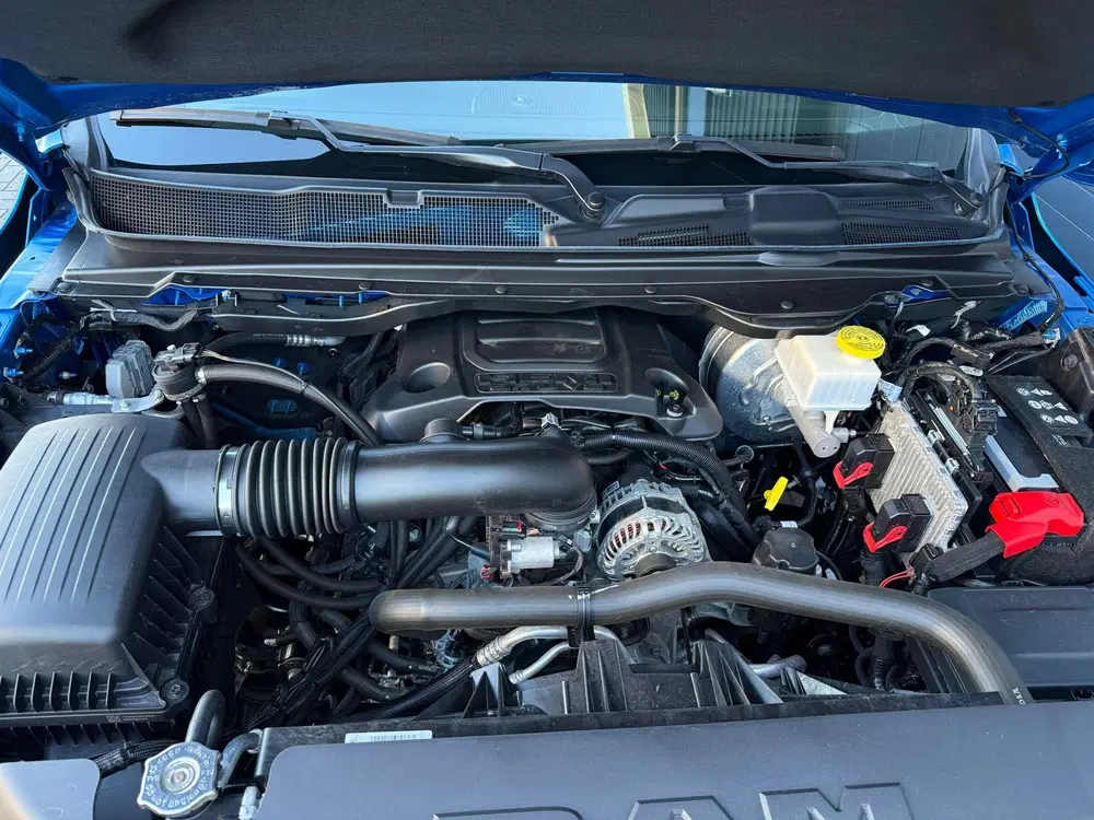 Ram 1500 5.7L V8 Hemi 4x4 1e eigenaar NL nieuw gele uit 2024, foto 9