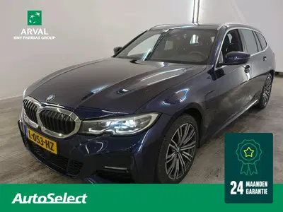 BMW 3-serie 330e High Executive Model M Sport uit 2021