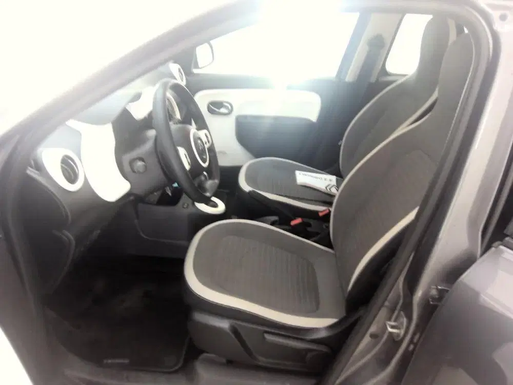 Renault Twingo . R80 E-Tech Equilibre SOH 94 PDC uit 2023, foto 3