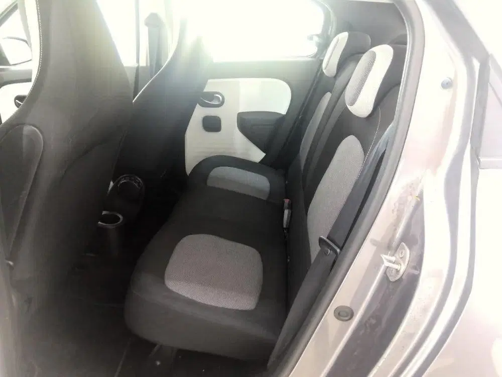 Renault Twingo . R80 E-Tech Equilibre SOH 94 PDC uit 2023, foto 4
