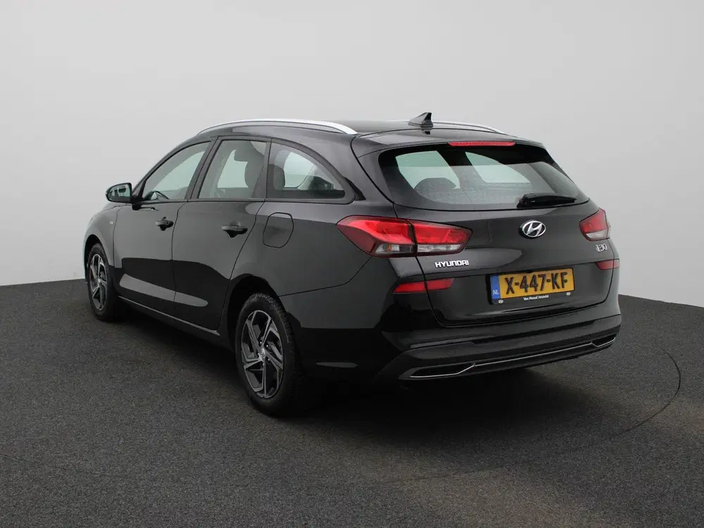 Hyundai i30 1.0 T-GDi MHEV Comfort uit 2023, foto 2
