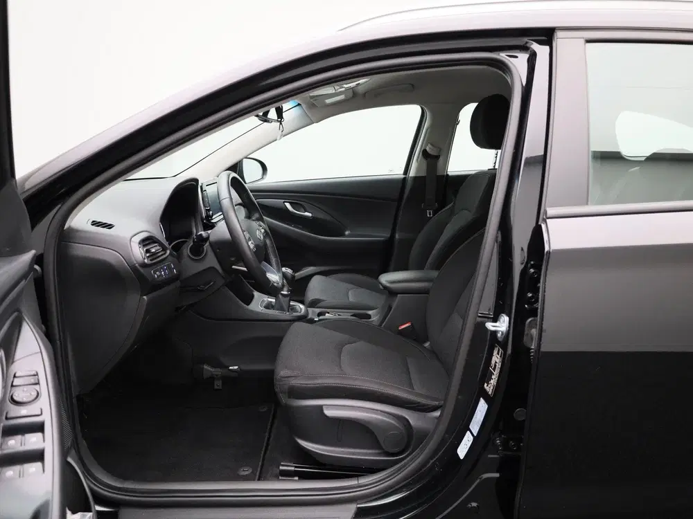 Hyundai i30 1.0 T-GDi MHEV Comfort uit 2023, foto 9