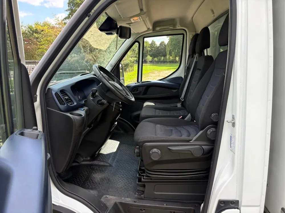 Iveco Daily Hi Matic automaat Clixtar met laadklep 100 uit 2019, foto 12