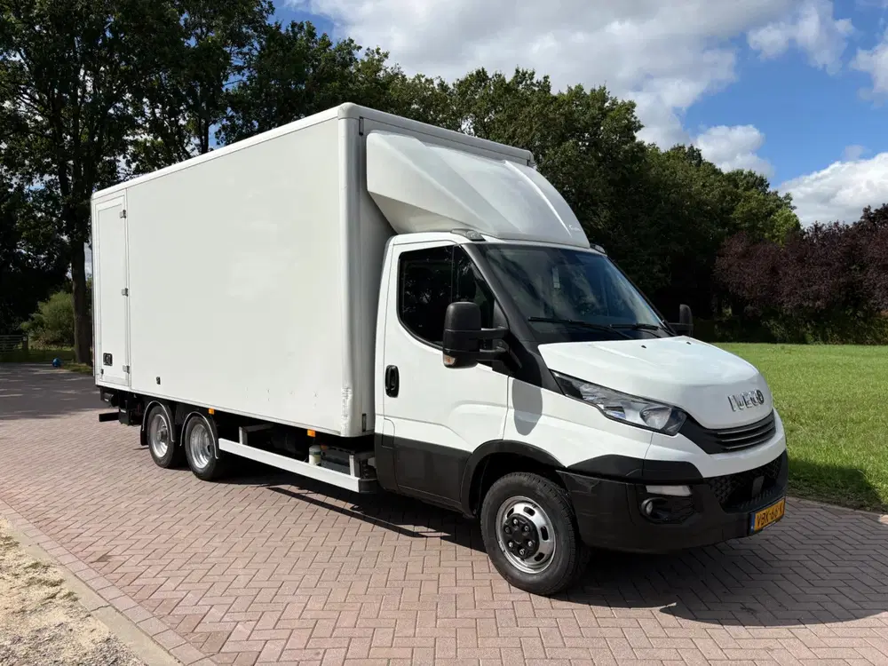 Iveco Daily Hi Matic automaat Clixtar met laadklep 100 uit 2019, foto 2