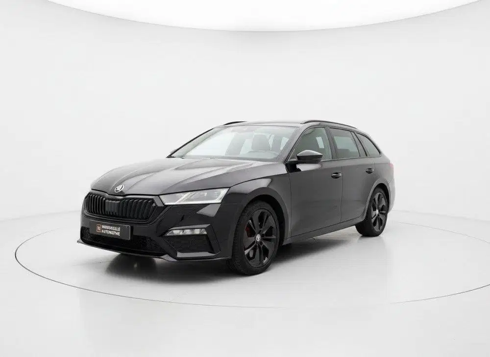 Skoda Octavia 2.0 TSI RS. CARPLAY uit 2021, foto 2