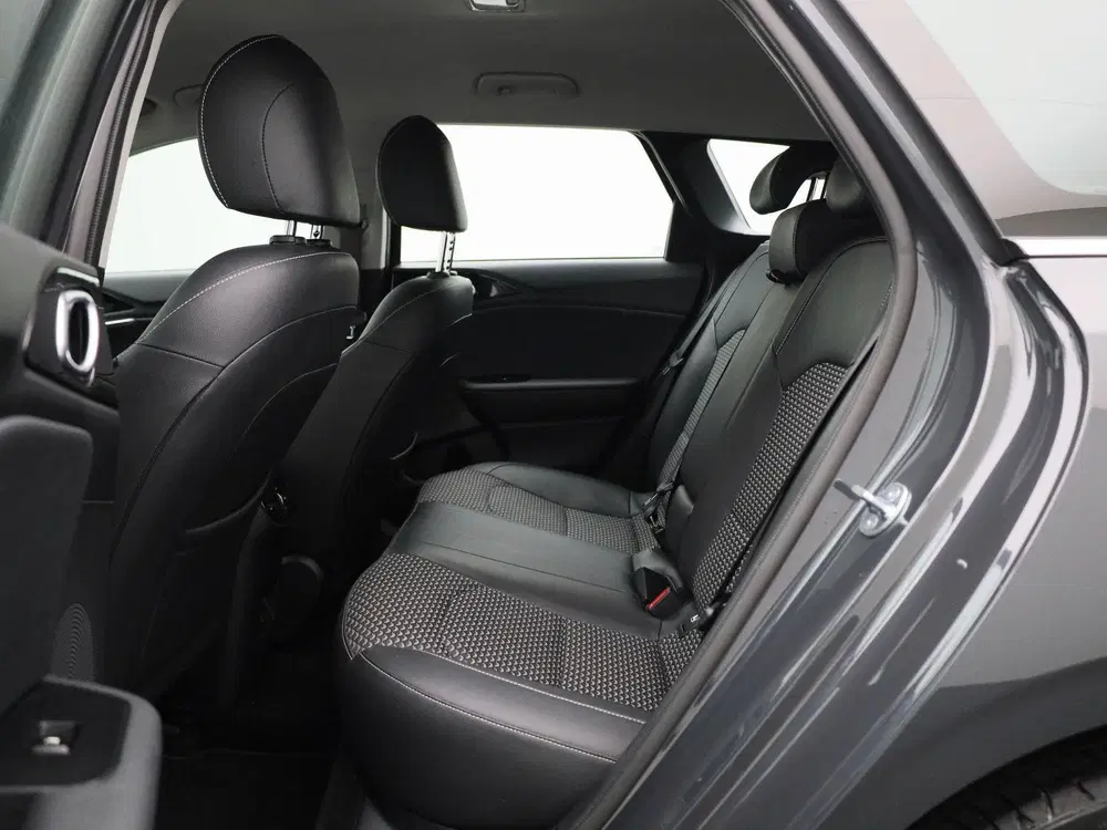Kia Ceed Pulse 1.0 T-GDi 120 MHEV DCT ISG uit 2024, foto 13