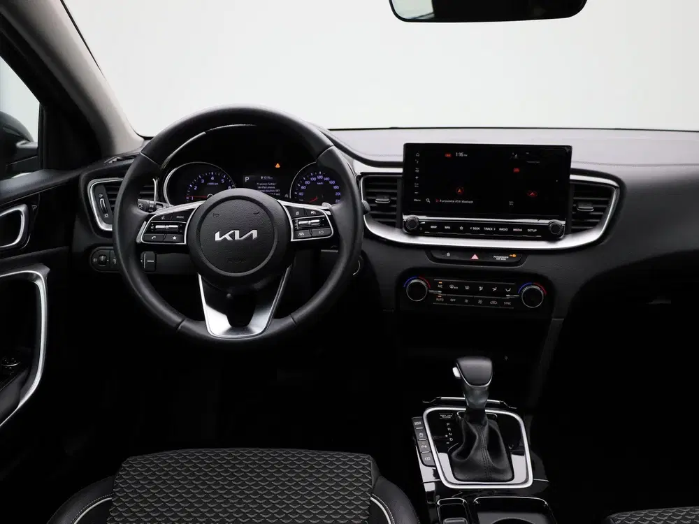 Kia Ceed Pulse 1.0 T-GDi 120 MHEV DCT ISG uit 2024, foto 9