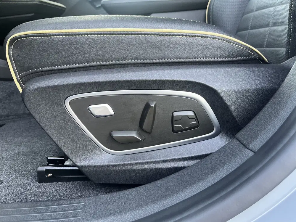 Renault Megane Mégane E-Tech EV60 Optimum Charge Iconic 2 uit 2024, foto 15