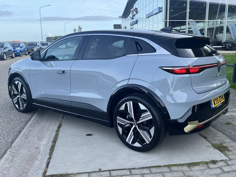 Renault Megane Mégane E-Tech EV60 Optimum Charge Iconic 2 uit 2024, foto 6