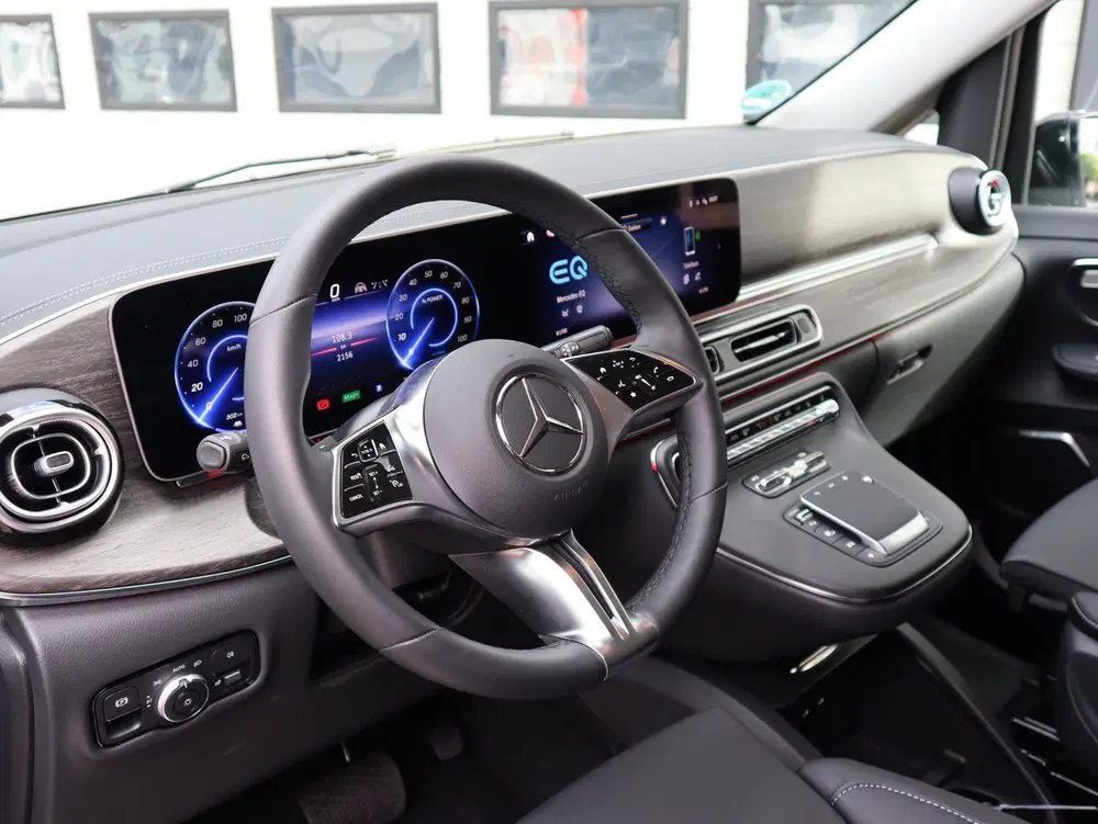 Mercedes-Benz EQV 300 90 kWh L3 uit 2025, foto 4