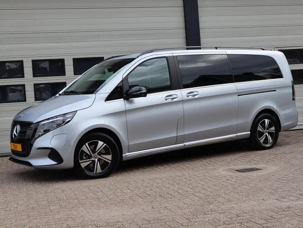 Mercedes-Benz EQV 300 90 kWh L3 uit 2025, foto 6