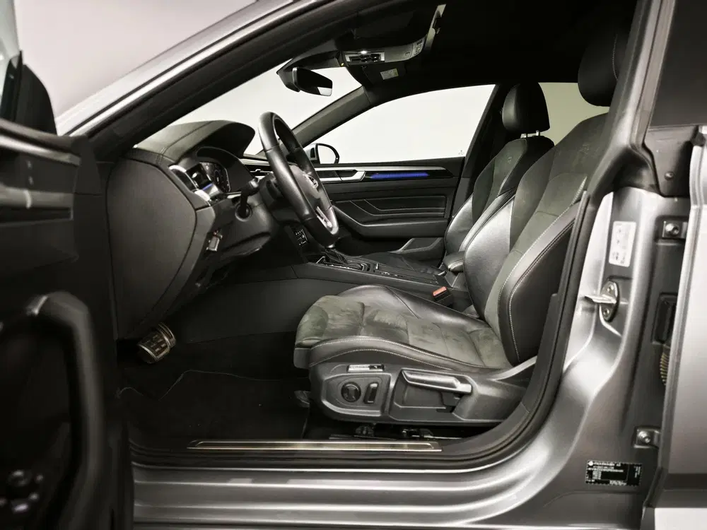 Volkswagen Arteon 1.4 TSI eHybrid R-Line Business+ uit 2023, foto 8