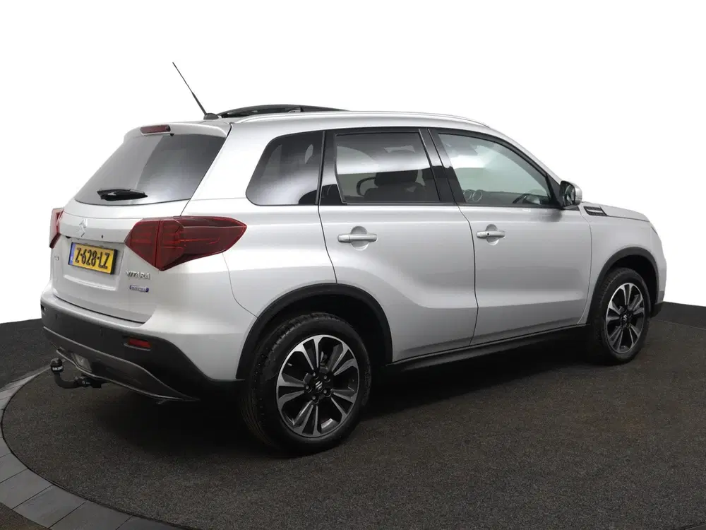 Suzuki Vitara 1.4 Boosterjet Style Smart Hybrid uit 2022, foto 2