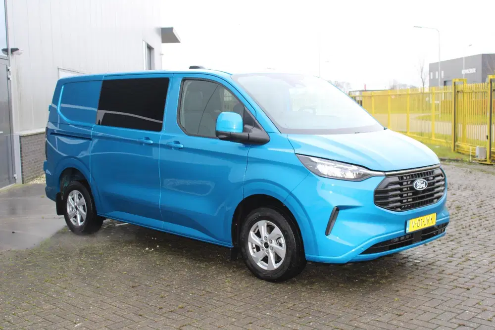 Ford Transit Custom 300 2.0 TDCI Dubbele Cabine L1H1 Limited uit 2024, foto 4
