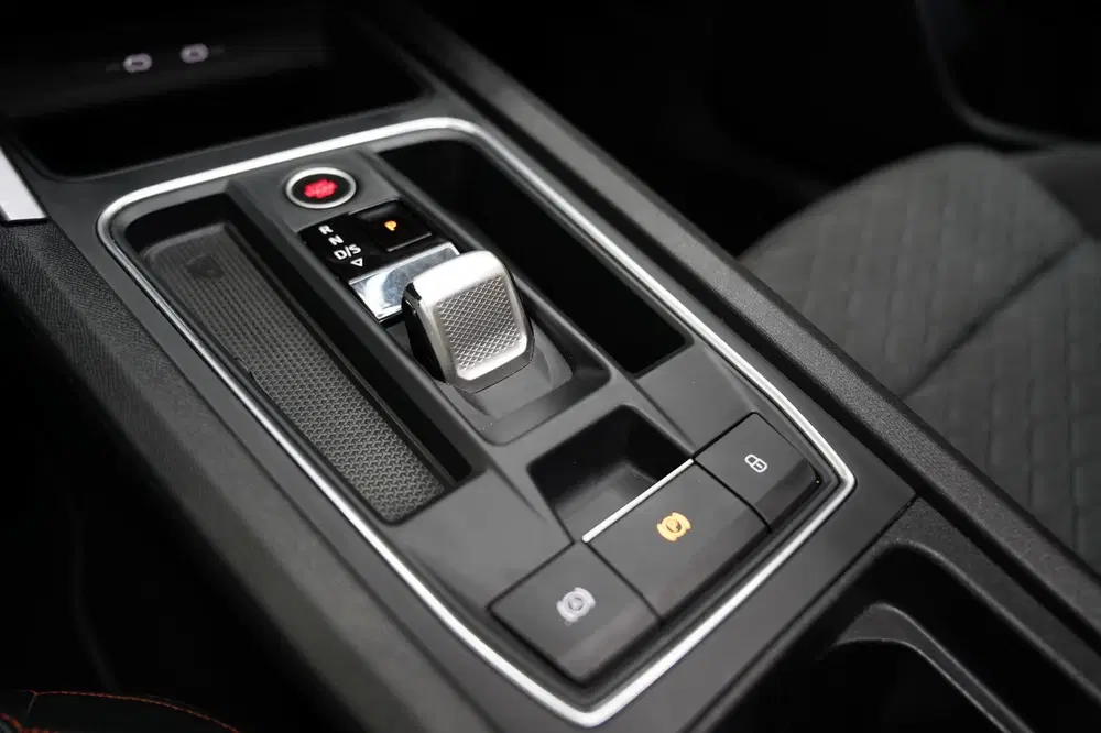 SEAT Leon 1.4 TSI eHybrid PHEV FR PANO VIRTUAL SFEER uit 2022, foto 15