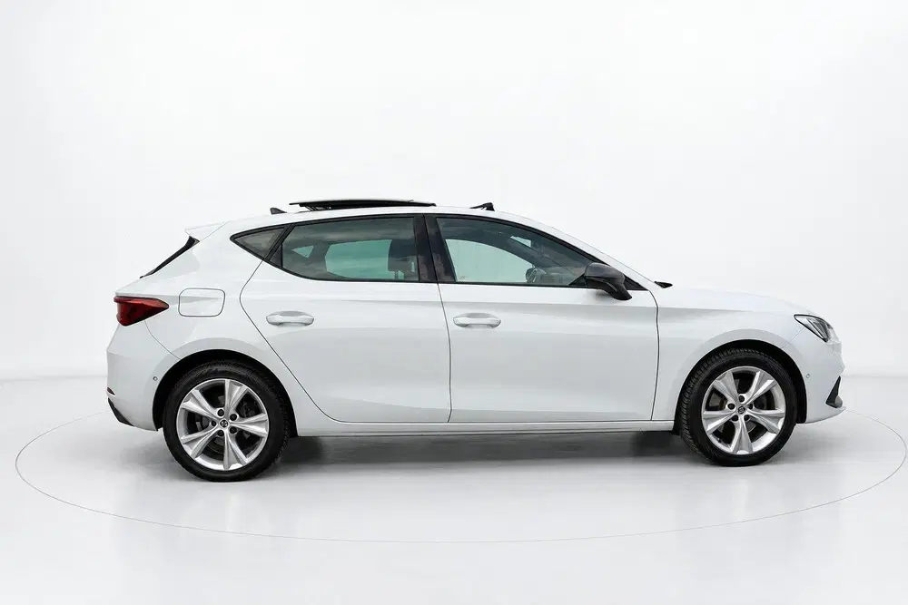 SEAT Leon 1.4 TSI eHybrid PHEV FR PANO VIRTUAL SFEER uit 2022, foto 5