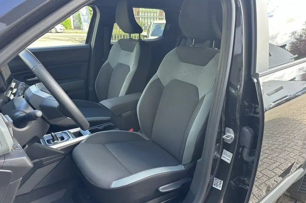 Dacia Duster 1.6 Hybrid 140 Extreme uit 2025, foto 13