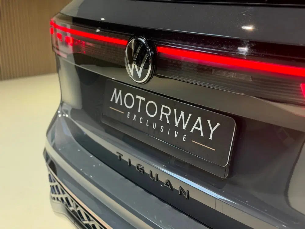Volkswagen Tiguan 1.5 eTSI R-Line uit 2024, foto 15