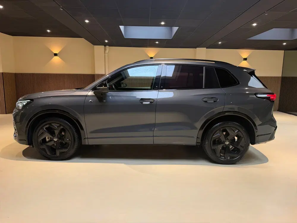Volkswagen Tiguan 1.5 eTSI R-Line uit 2024, foto 5