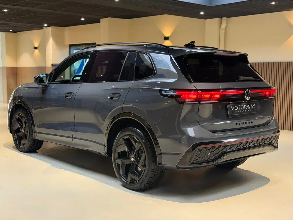 Volkswagen Tiguan 1.5 eTSI R-Line uit 2024, foto 6