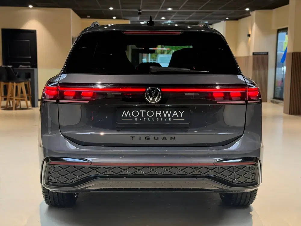 Volkswagen Tiguan 1.5 eTSI R-Line uit 2024, foto 7