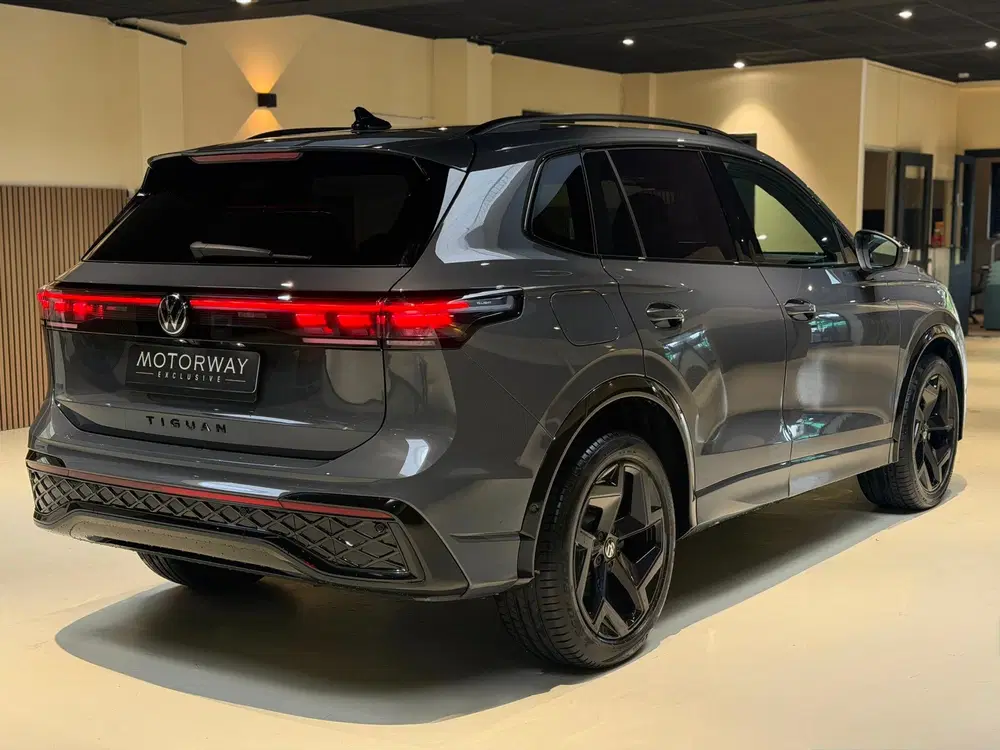 Volkswagen Tiguan 1.5 eTSI R-Line uit 2024, foto 8
