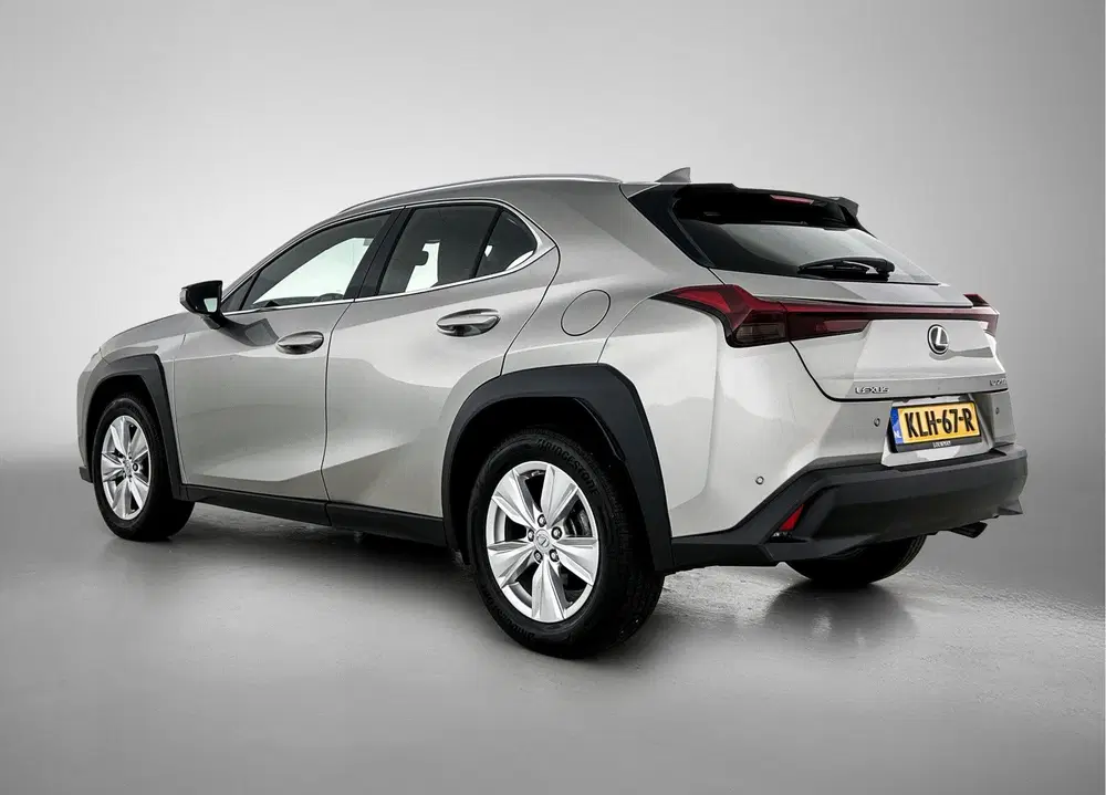 Lexus UX 250h Business Line uit 2022, foto 13