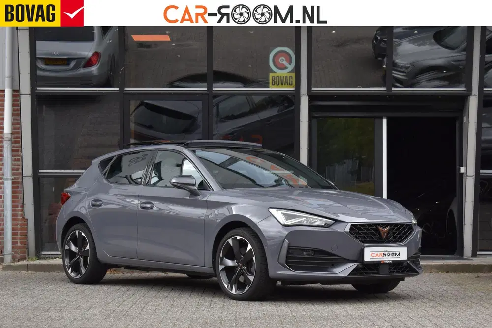 Cupra Leon 1.4 e-Hybrid VZ Business Pano Keyless Lane uit 2022