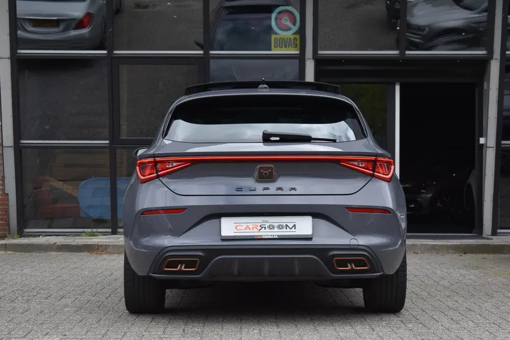Cupra Leon 1.4 e-Hybrid VZ Business Pano Keyless Lane uit 2022, foto 6