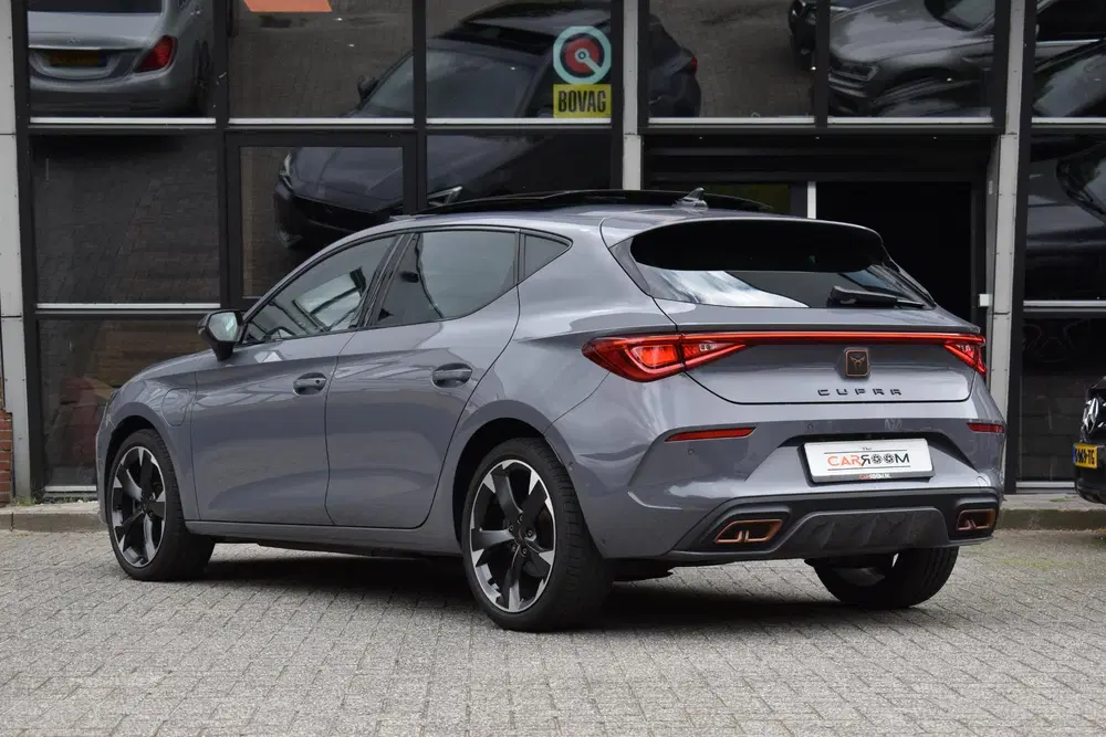 Cupra Leon 1.4 e-Hybrid VZ Business Pano Keyless Lane uit 2022, foto 7