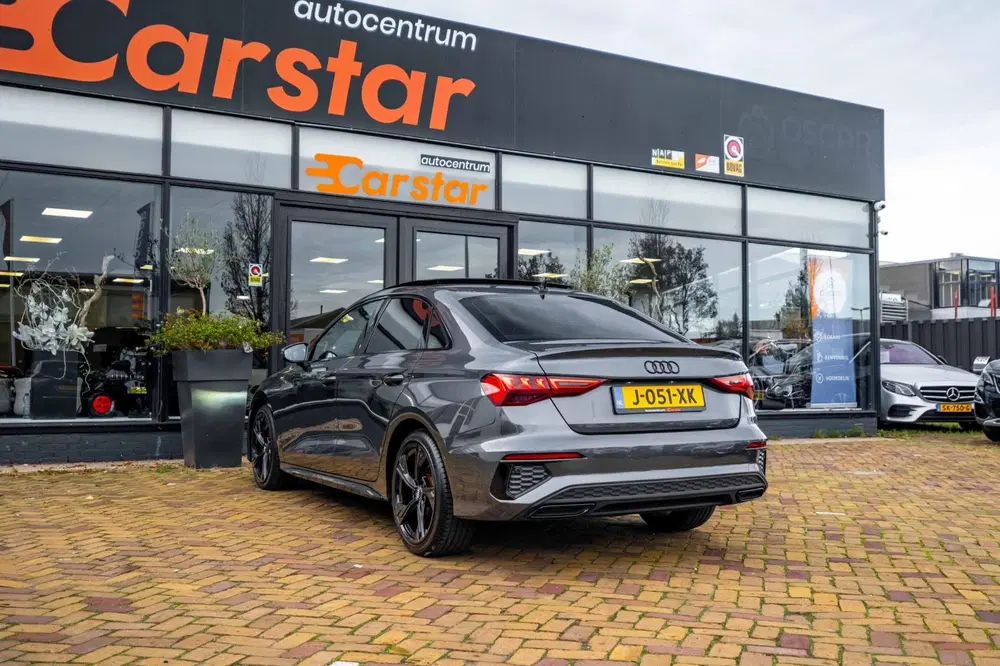 Audi A3 35 TFSI S edition uit 2020, foto 12