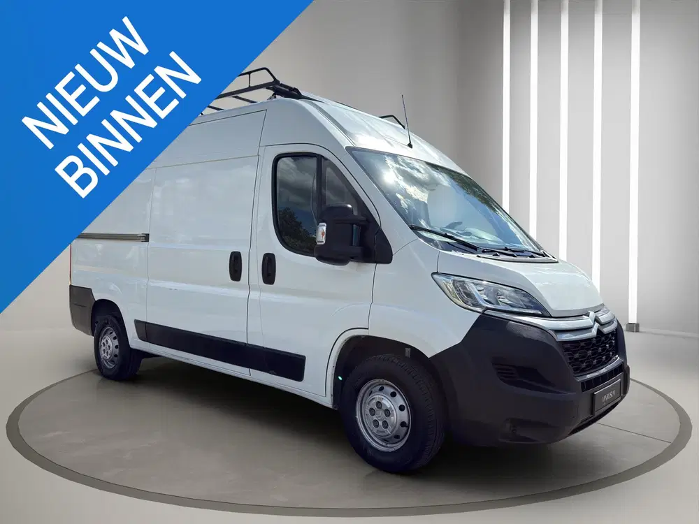 Citroën Jumper Citroen Jumper 30 2.2 BlueHDi 140 L2H2 Con uit 2020
