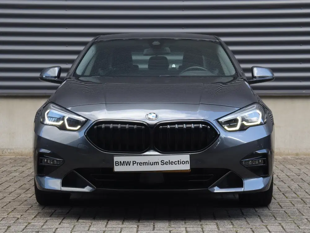 BMW 2-serie Gran Coupé 218i uit 2021, foto 3