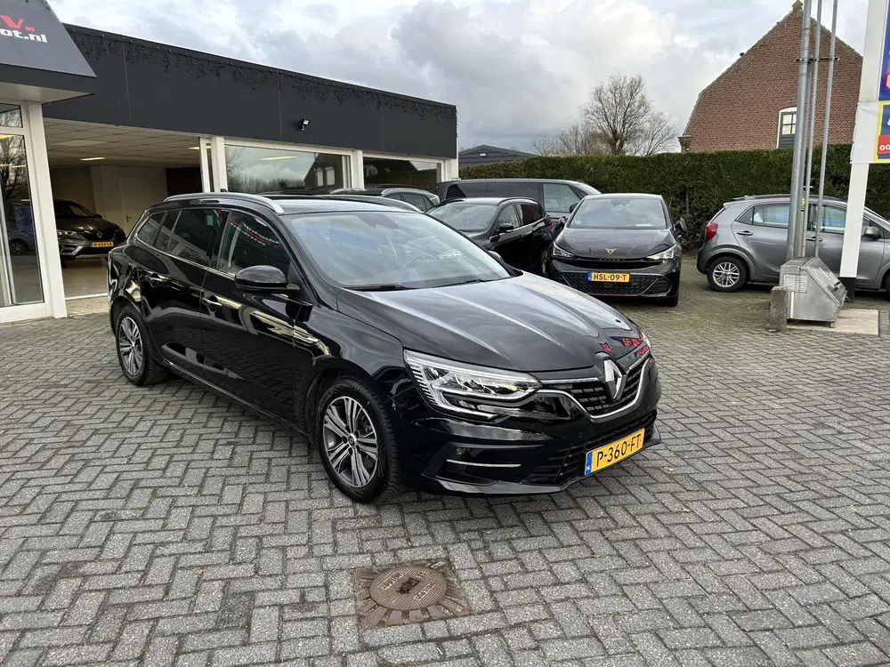Renault Megane Mégane Estate 1.6 E-Tech Plug-In Hybrid 16 uit 2022, foto 2