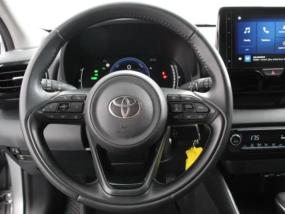 Toyota Yaris 1.5 Hybrid Dynamic Automaat Climate contro uit 2025, foto 12