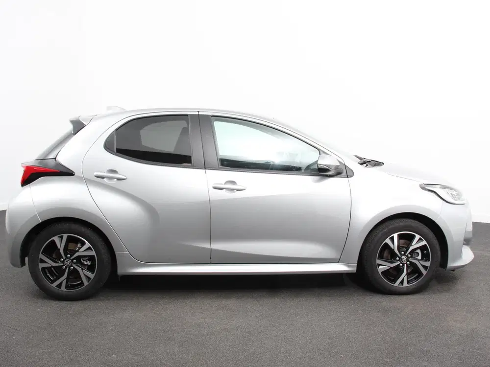 Toyota Yaris 1.5 Hybrid Dynamic Automaat Climate contro uit 2025, foto 6