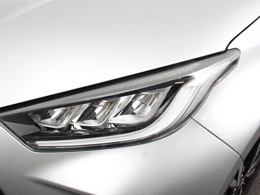 Toyota Yaris 1.5 Hybrid Dynamic Automaat Climate contro uit 2025, foto 7