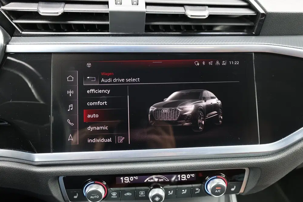 Audi Q3 40 TFSI quattro S Edition 190+PK S-LINE uit 2020, foto 15