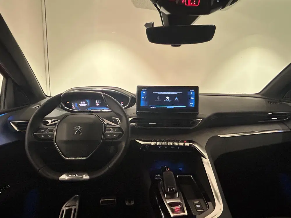 Peugeot 3008 1.6 PureTech GT uit 2021, foto 6