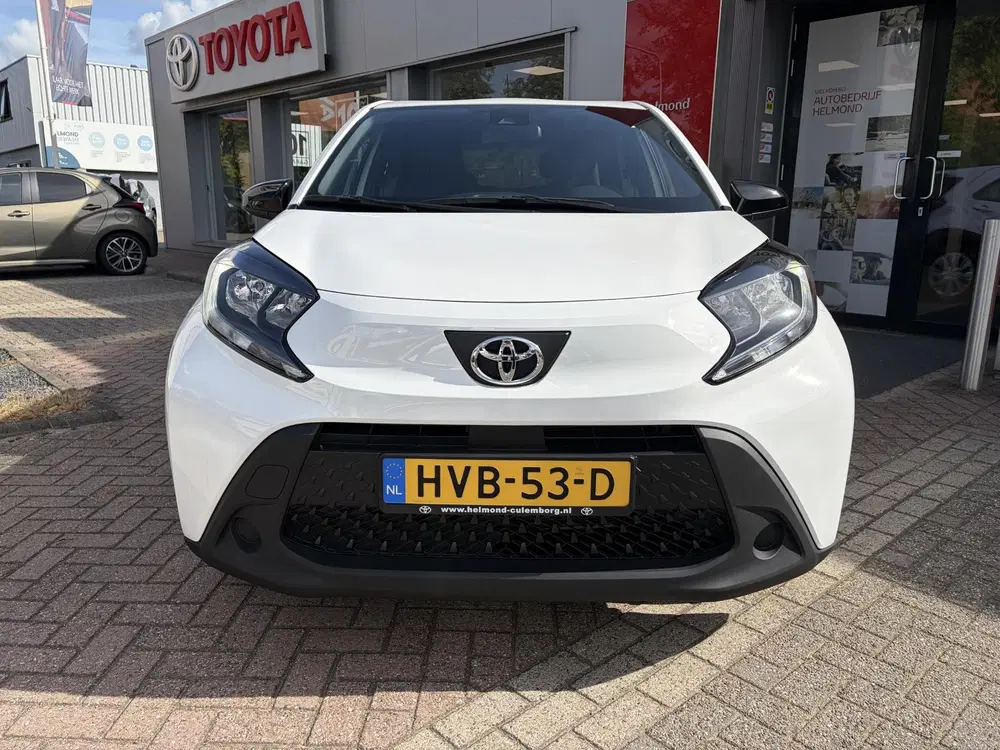Toyota Aygo X 1.0 VVT-i MT Play uit 2025, foto 2