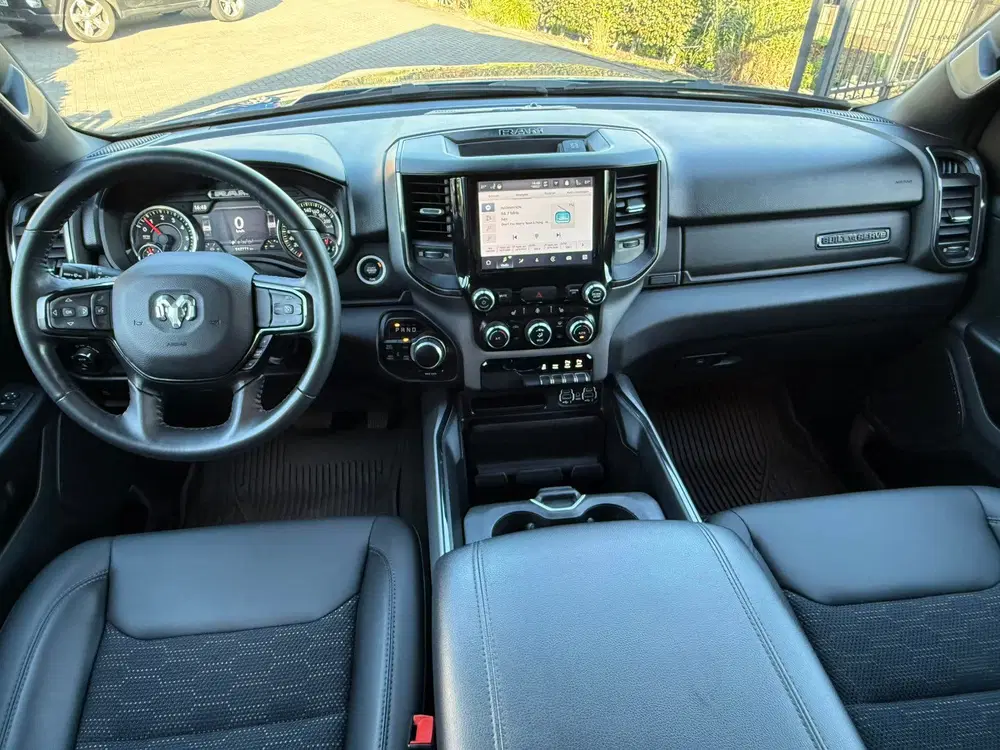 Ram 1500 5.7L V8 Hemi 4x4 1e eigenaar NL nieuw gele uit 2024, foto 12