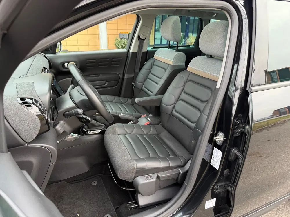 Citroën C3 Aircross Citroen C3 AIRCROSS 1.2 PureTech Shine 130 uit 2021, foto 4